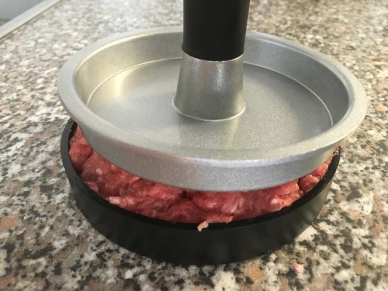 Burgerpresse -> Ein wichtiges Utensil für den perfekten Hamburger