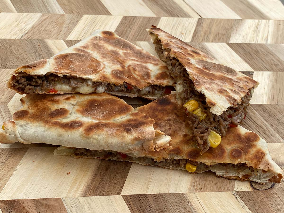 Gefülltes Naan Brot - Grillmagazin – Rezepte, Tipps &amp; Technik für echte ...